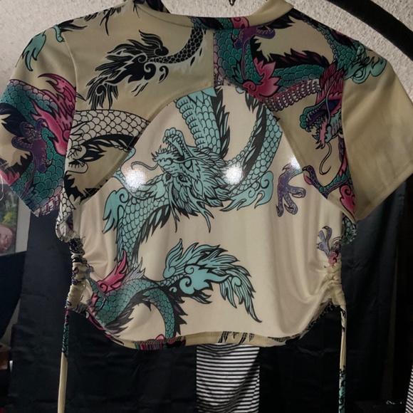 Crop top shirt backless with ties - Picture 3 of 3